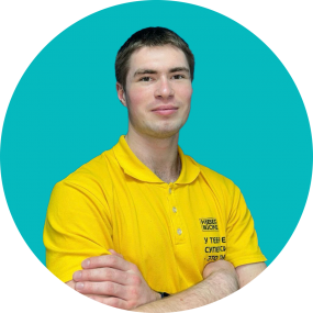 Эрик - КИБЕРшкола программирования для детей, компьютерные курсы для школьников, начинающих и подростков - KIBERone г. Южное Бутово